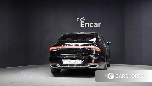 Hyundai The New Grandeur IG id 4476981 из Кореи 28