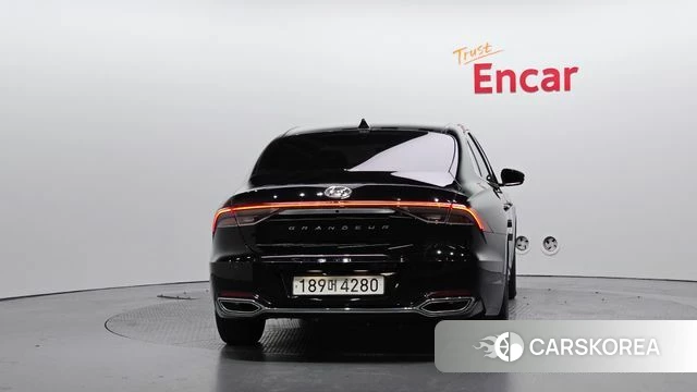 Hyundai The New Grandeur IG id 4457503 из Кореи 25