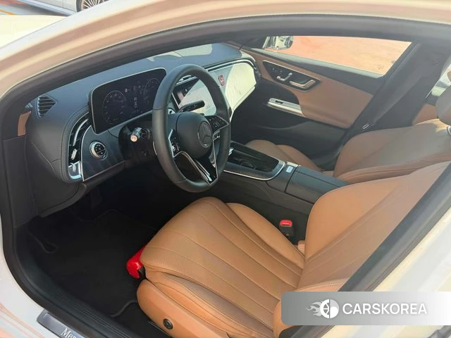 Mercedes-Benz E-Class W214 2025 Белый из Кореи, фото 4