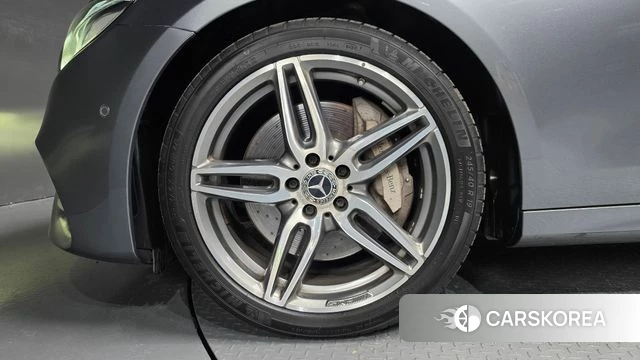 Mercedes-Benz E-Class W213 id 4993321 из Кореи 28