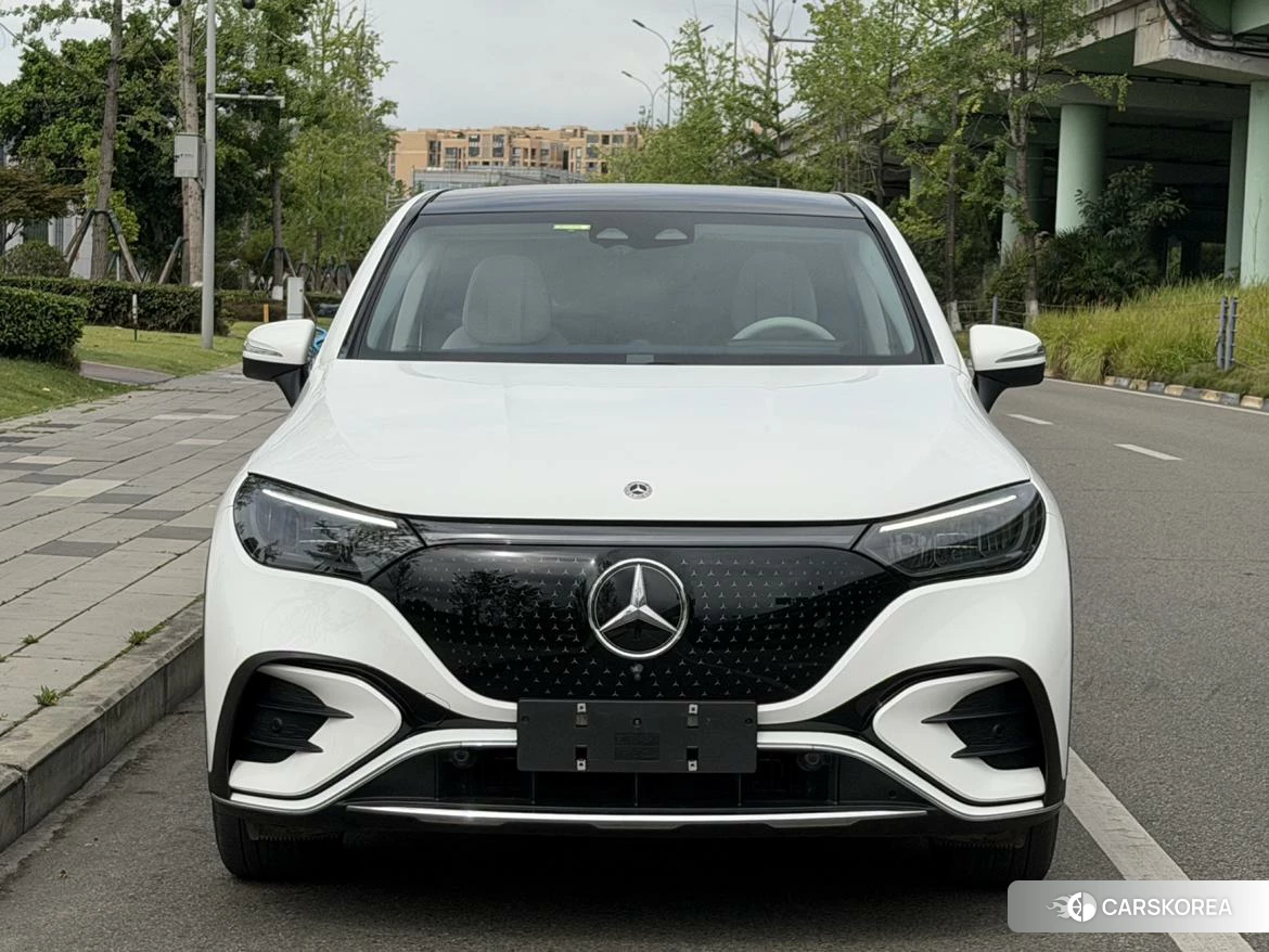 Mercedes-Benz EQE 2023 Белый из Китая, фото 4