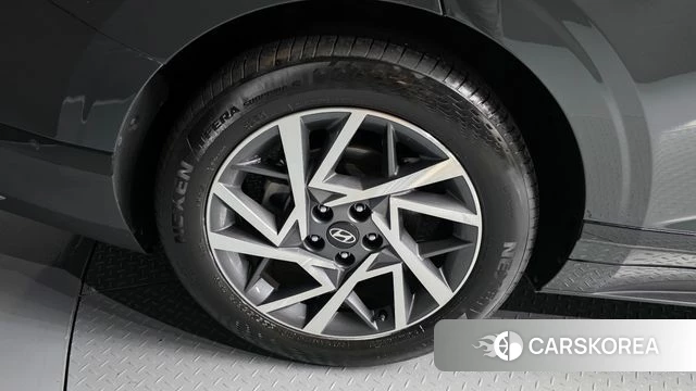 Hyundai Grandeur Hybrid (GN7) id 4854325 из Кореи 28