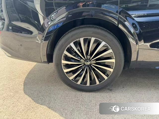 Volkswagen Viloran 2024 Черный из Китая, фото 4