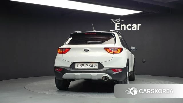 Kia Stonic id 5035855 из Кореи 14