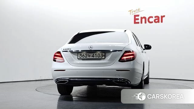 Mercedes-Benz E-Class W213 id 4992750 из Кореи 24
