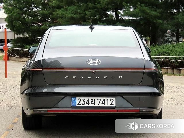 Hyundai Grandeur (GN7) id 4834591 из Кореи 14