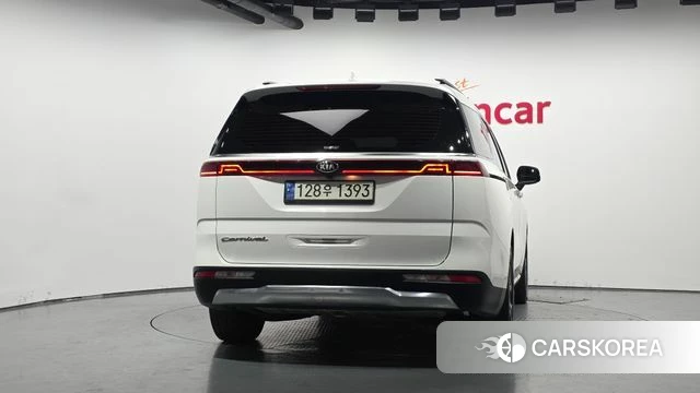 Kia Carnival 4th generation id 4923120 из Кореи 24