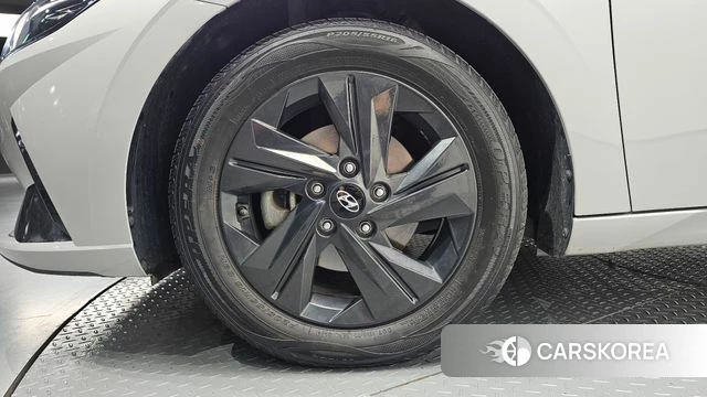 Hyundai Avante (CN7) id 5012183 из Кореи 30