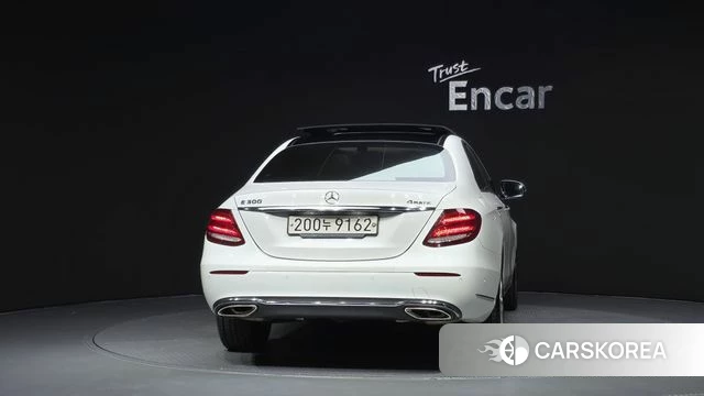 Mercedes-Benz E-Class W213 id 4918488 из Кореи 31
