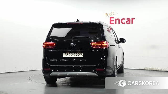 Kia The New Carnival id 4998801 из Кореи 14