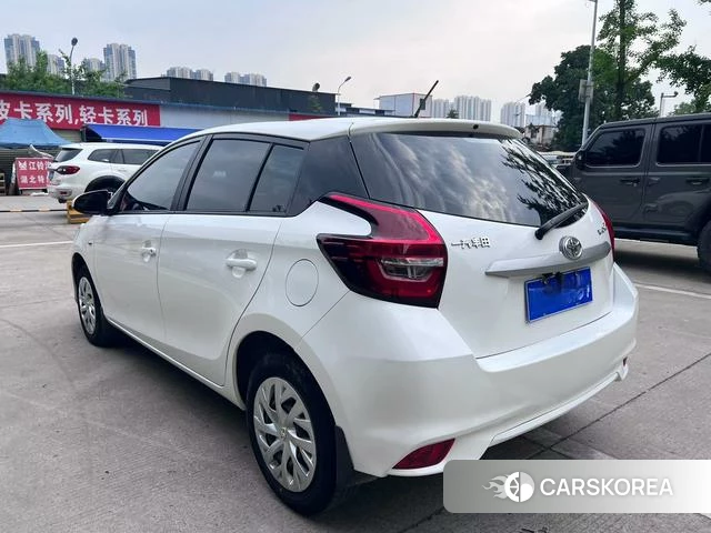 Toyota Vios 2022 Белый из Китая, фото 4