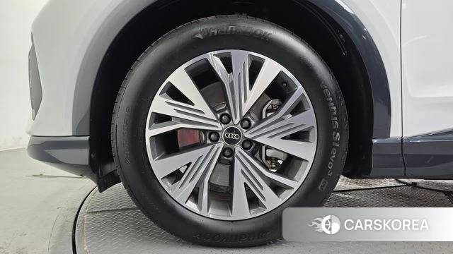 Audi Q4 e-Tron (F4) id 4974789 из Кореи 27