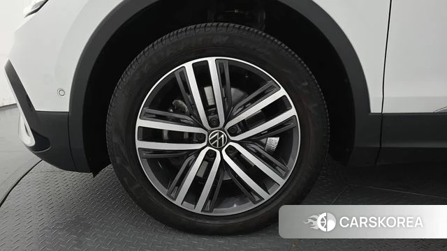 Volkswagen Tiguan Allspace id 5039104 из Кореи 34