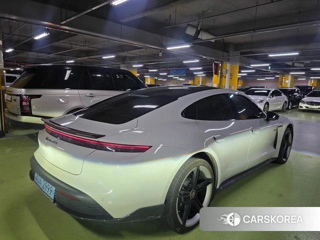 Porsche Taycan id 5016471 из Кореи 10