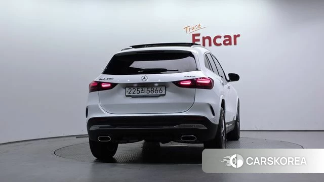 Mercedes-Benz GLA - Class H247 id 5058514 из Кореи 26