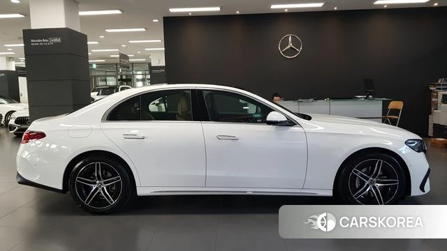 Mercedes-Benz E-Class W214 id 4934515 из Кореи 14