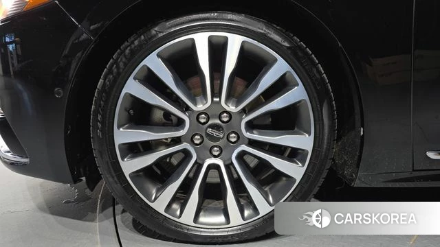 Lincoln Continental 10th Generation id 5048490 из Кореи 29