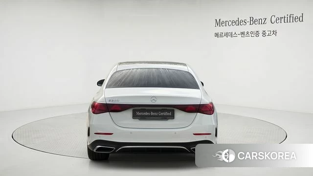 Mercedes-Benz E-Class W214 2026 Белый из Кореи, фото 6