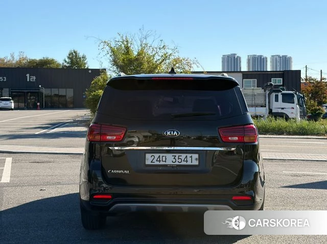 Kia The New Carnival id 4993525 из Кореи 14