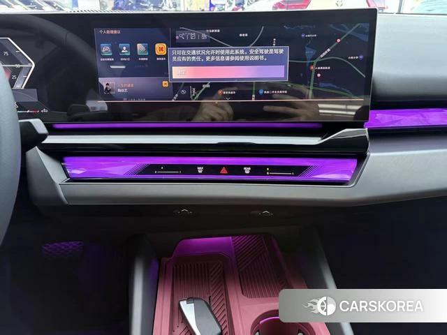 BMW 5 series 2025 Черный из Китая, фото 4