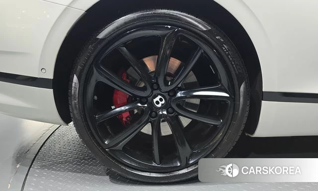 Bentley Continental GT 3rd Generation id 4965276 из Кореи 28