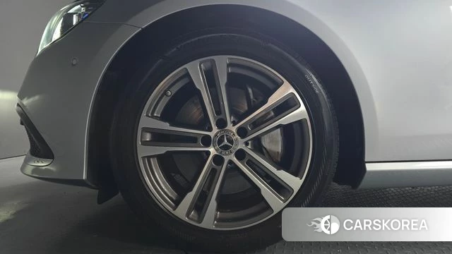 Mercedes-Benz E-Class W213 id 4977083 из Кореи 24