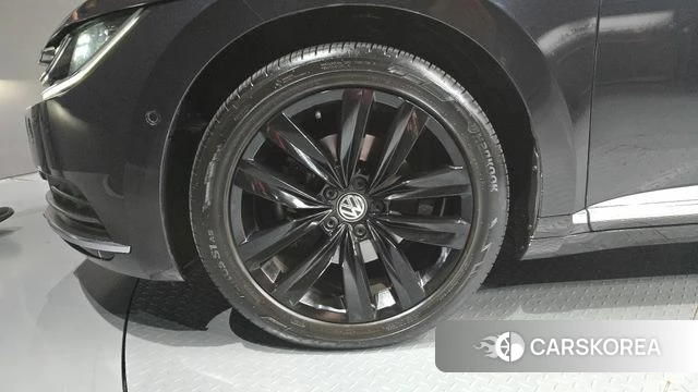 Volkswagen Arteon id 4993001 из Кореи 25