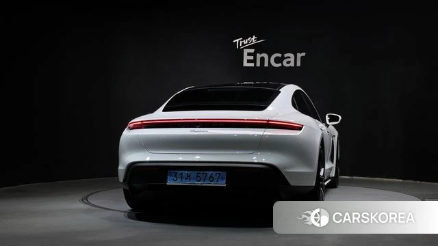 Porsche Taycan id 5021027 из Кореи 28