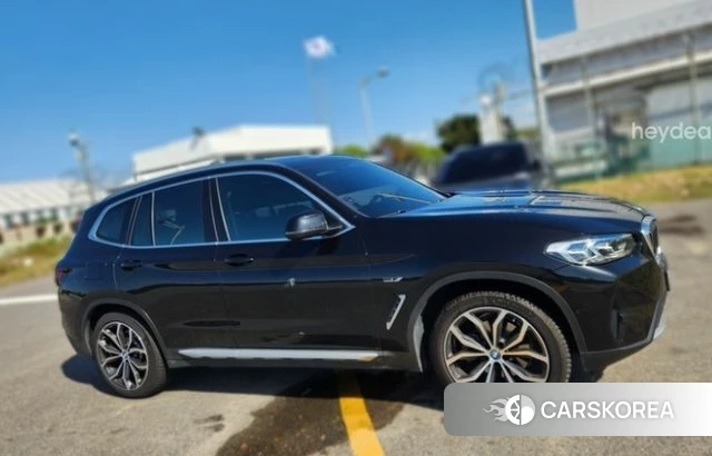 BMW X3 (G01) 2022 Черный из Кореи, фото 4