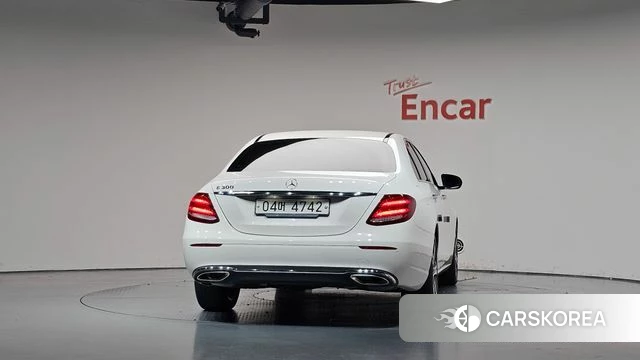 Mercedes-Benz E-Class W213 id 5035808 из Кореи 29