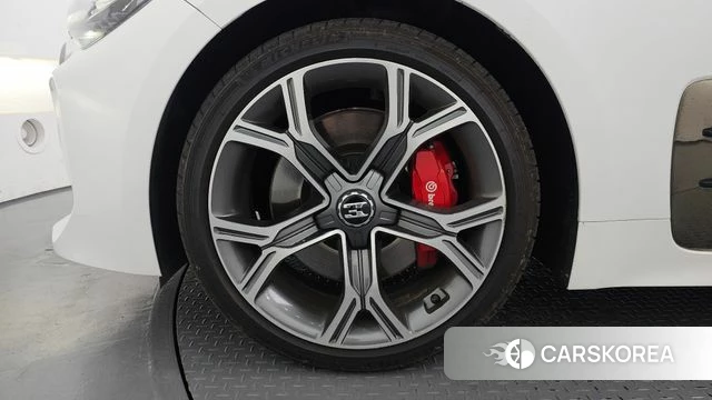 Kia Stinger id 5060966 из Кореи 30