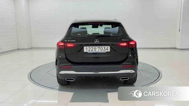 Mercedes-Benz GLA - Class H247 id 5020796 из Кореи 14