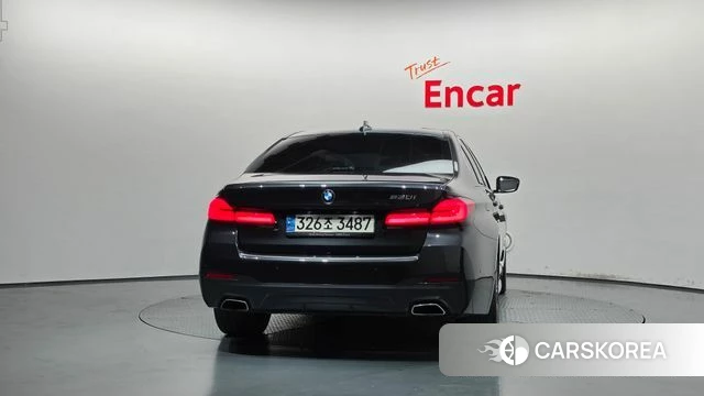 BMW 5 Series (G30) id 5018003 из Кореи 26