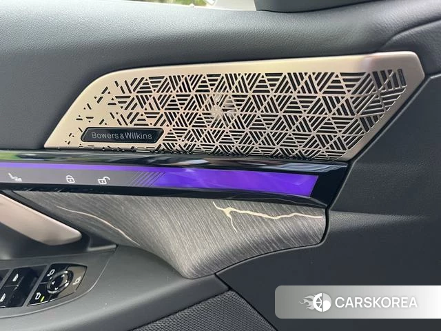 BMW 5 series 2025 Черный из Китая, фото 4