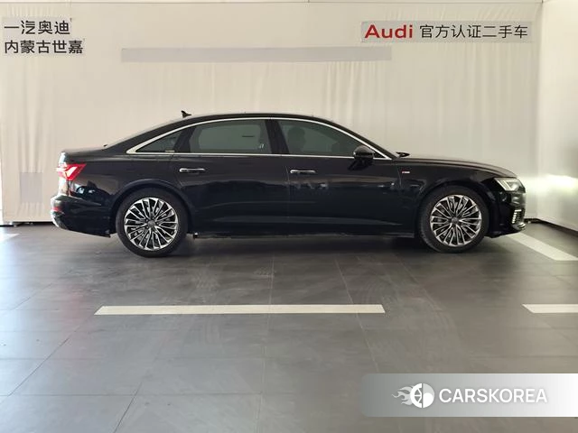 Audi A6L 2021 Черный из Китая, фото 4