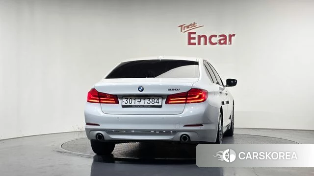 BMW 5 Series (G30) id 5028835 из Кореи 26