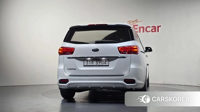 Kia The New Carnival id 4983060 из Кореи 26