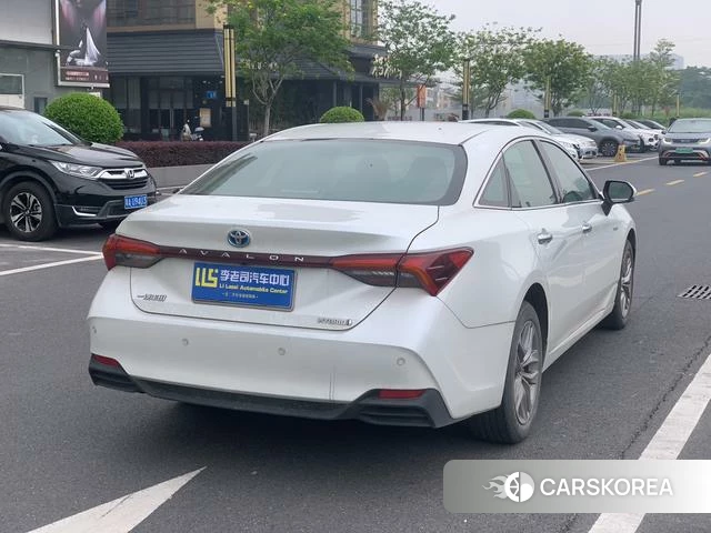 Toyota Avalon 2021 Белый из Китая, фото 4
