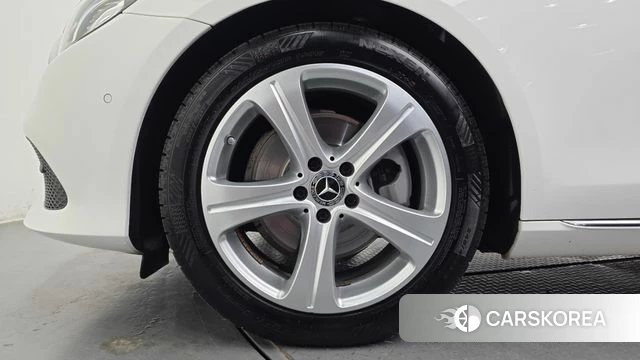 Mercedes-Benz E-Class W213 id 4937730 из Кореи 26