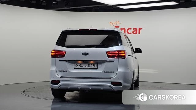 Kia The New Carnival id 5054721 из Кореи 14