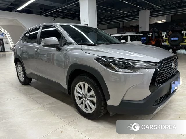 Toyota Corolla 2024 Серебристо-серый из Китая, фото 4
