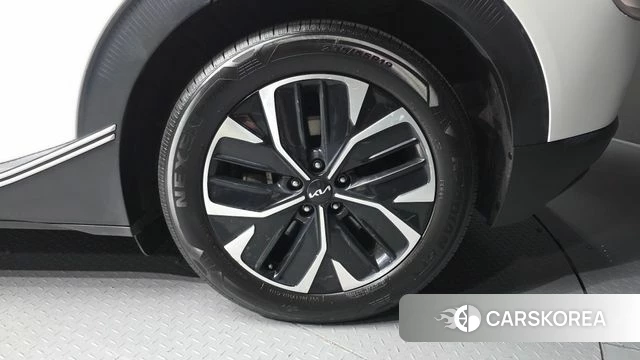 Kia EV6 id 4958900 из Кореи 24