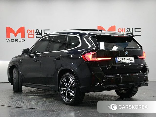 BMW X1 (U11) 2023 Черный из Кореи, фото 4