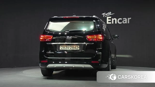 Kia The New Carnival id 5028967 из Кореи 30
