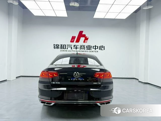 Volkswagen Magotan 2025 Черный из Китая, фото 4