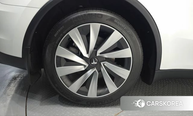 Tesla Model Y id 5032618 из Кореи 26