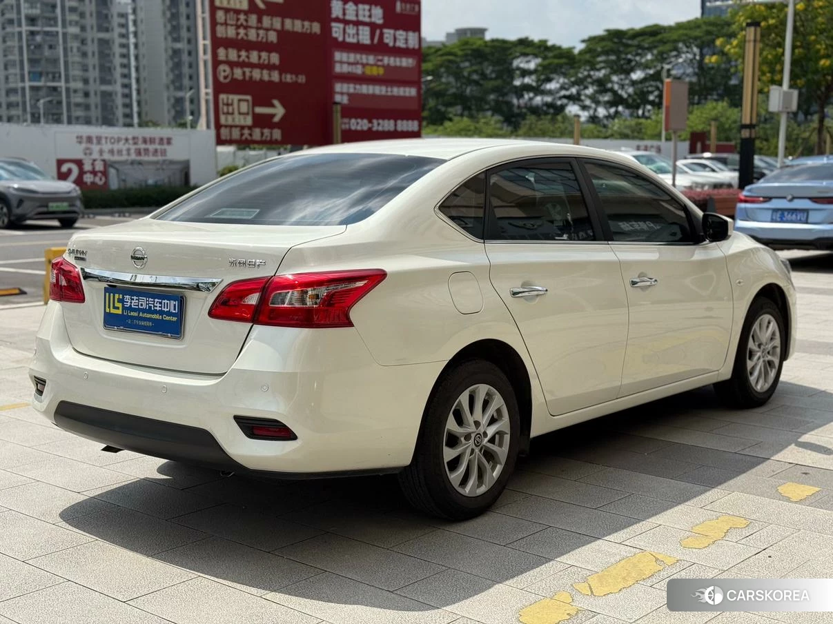 Nissan Sylphy 2021 Белый из Китая, фото 5