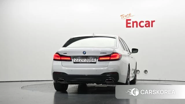 BMW 5 Series (G30) id 4996261 из Кореи 26