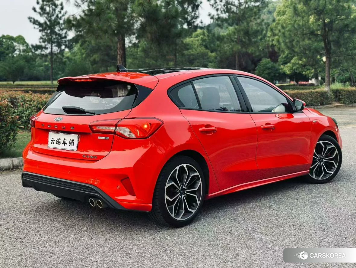 Ford Focus 2020 Красный из Китая, фото 4
