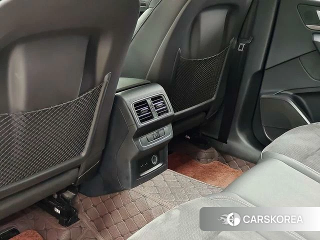 Audi Q5L 2024 Белый из Китая, фото 5